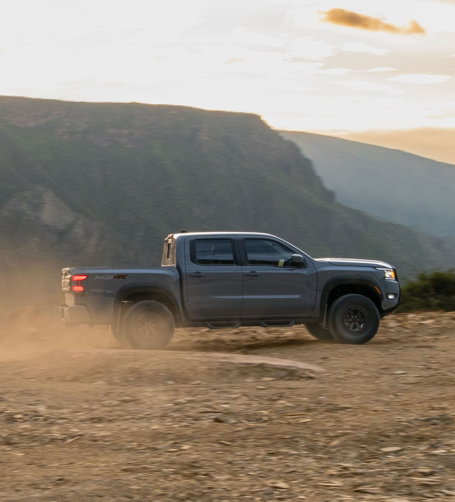 Nissan Frontier V6 PRO 4X 2025 2 | Memo Lira