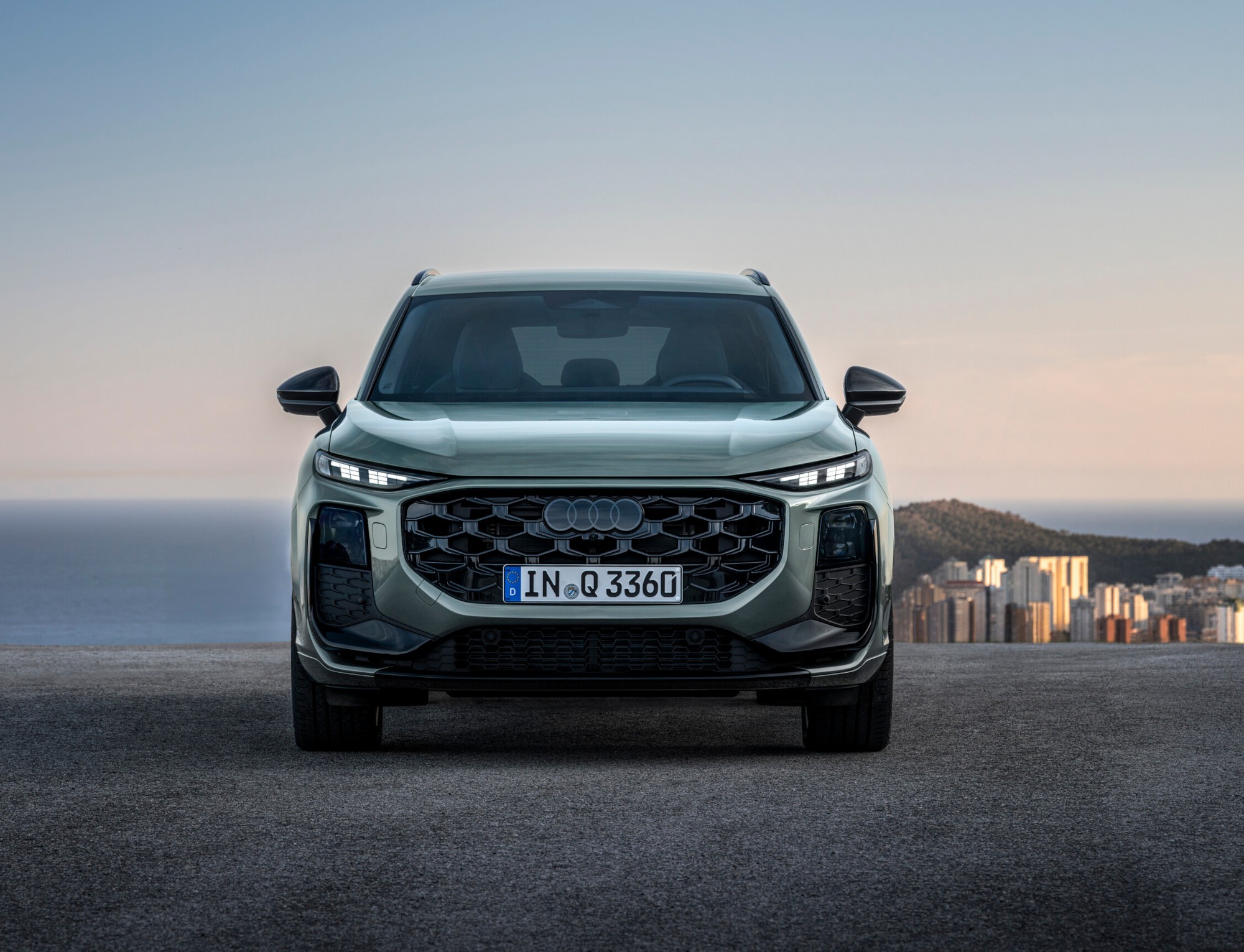 Audi Q3 SUV | Memo Lira