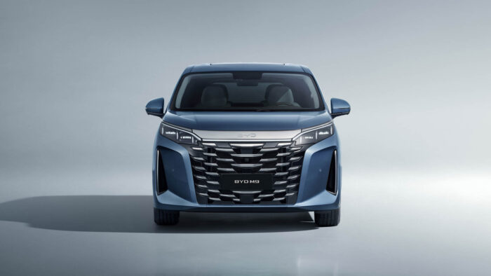 Lujo inteligente y autonomía sin límites: descubre la nueva BYD M9