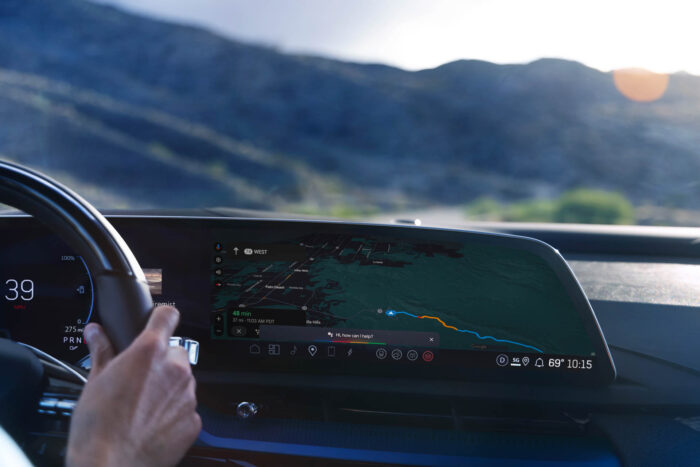 Cadillac presenta OPTIQ-V 2026: desempeño, tecnología y estilo eléctrico