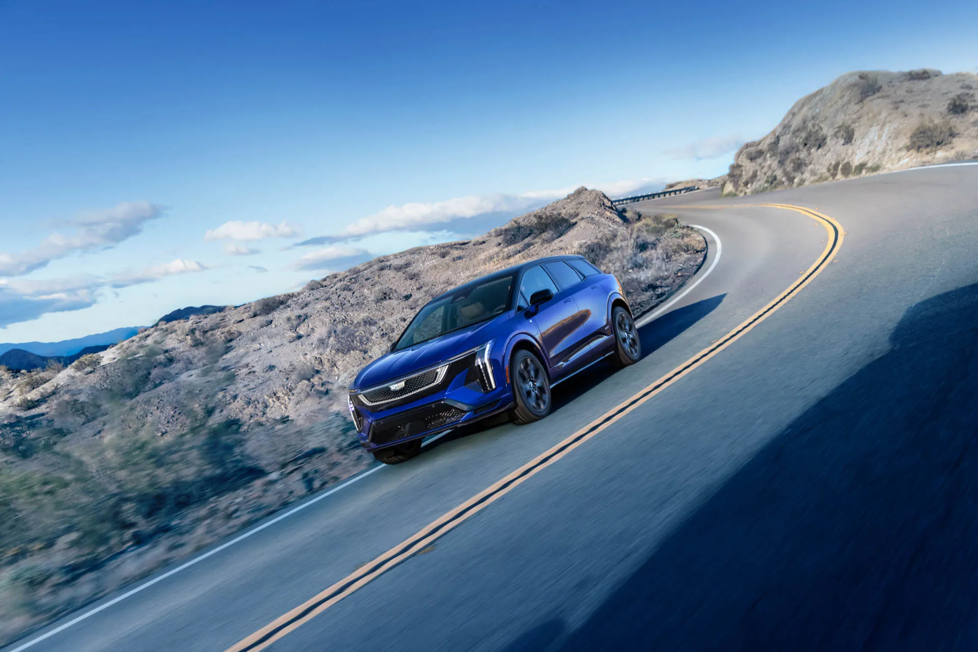 Cadillac presenta OPTIQ-V 2026: desempeño, tecnología y estilo eléctrico