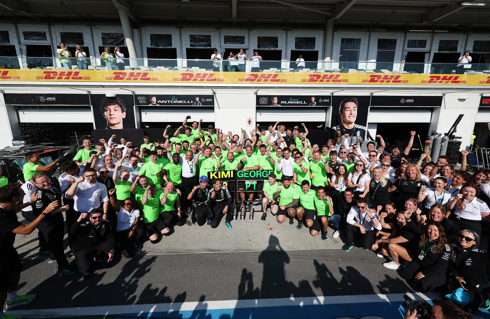 George Russell se impone en el GP de Canadá 2025 Norris abandona tras chocar en su lucha con Piastri | Memo Lira George Russell se impone en el GP de Canadá 2025 Norris abandona tras chocar en su lucha con Piastri