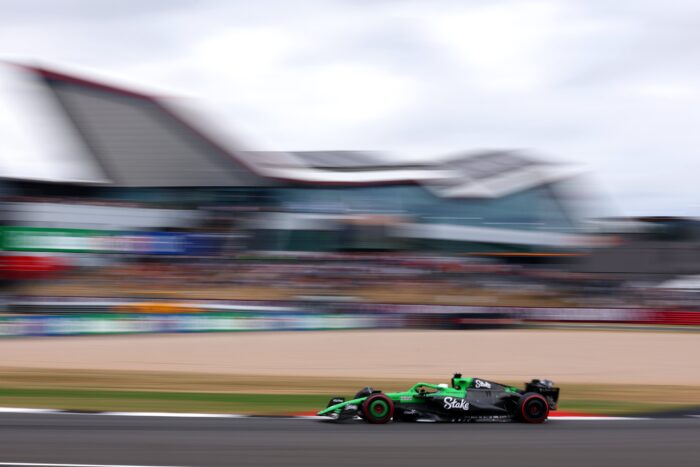 Lando Norris conquista un accidentado Gran Premio de Gran Bretaña 2025; ¡Hülkenberg logra su primer podio en F1!